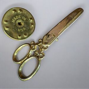 Vintage Gold-Tone Scissors Pin – Made in USA